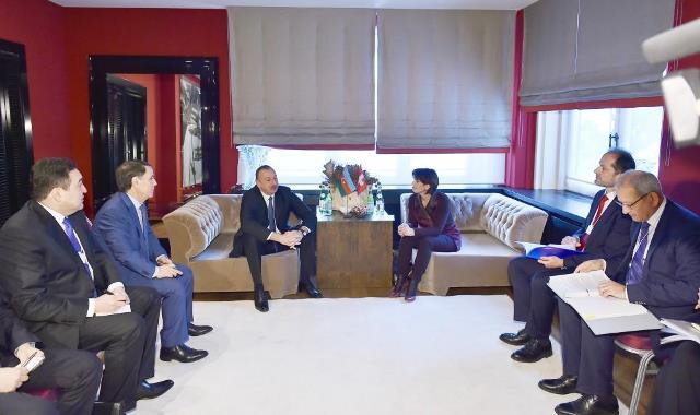 Ильхам Алиев в Давосе встретился с главой Швейцарии - ФОТО